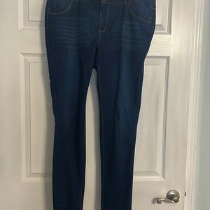 Sabrina Lauren stretch skinny jeans